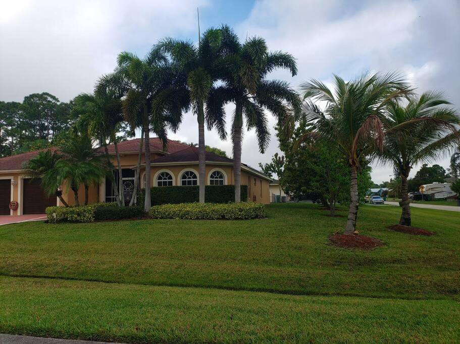 Charming Vacation Home In Port St Lucie. Port St. Lucie Екстериор снимка